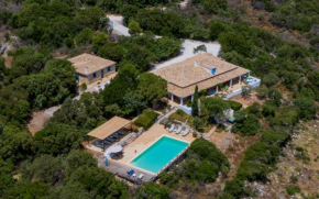 Hotels in Skinaria